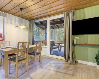 Ferienhaus am Neubäuer See - Roding - Dining room