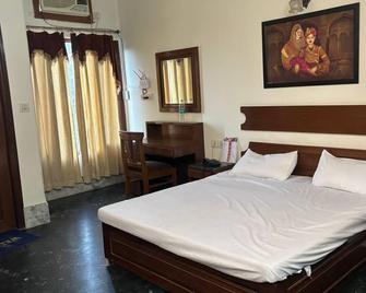 Vrindavani Rooms - Vrindavan - Camera da letto