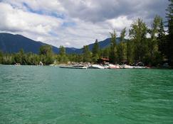 Lake Five Resort - West Glacier - Comodidades da propriedade
