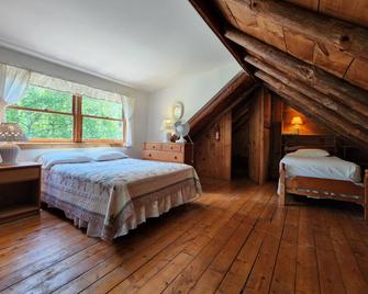 Log Cabin in the White Mountains of New Hampshire - Thornton - Habitación
