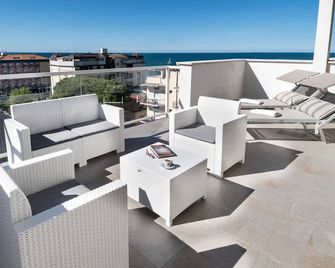 Hotel Atlantic & Spa - Gabicce Mare - Μπαλκόνι