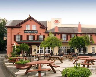 Premier Inn Manchester Altrincham - Altrincham - Edificio