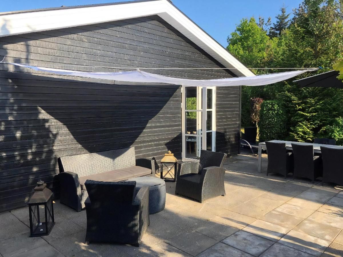 Family Holiday Home With Water Park Access – Varde