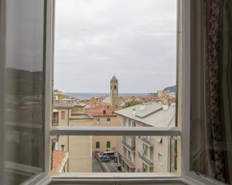 Hotel Esperia - Spotorno - Balcón