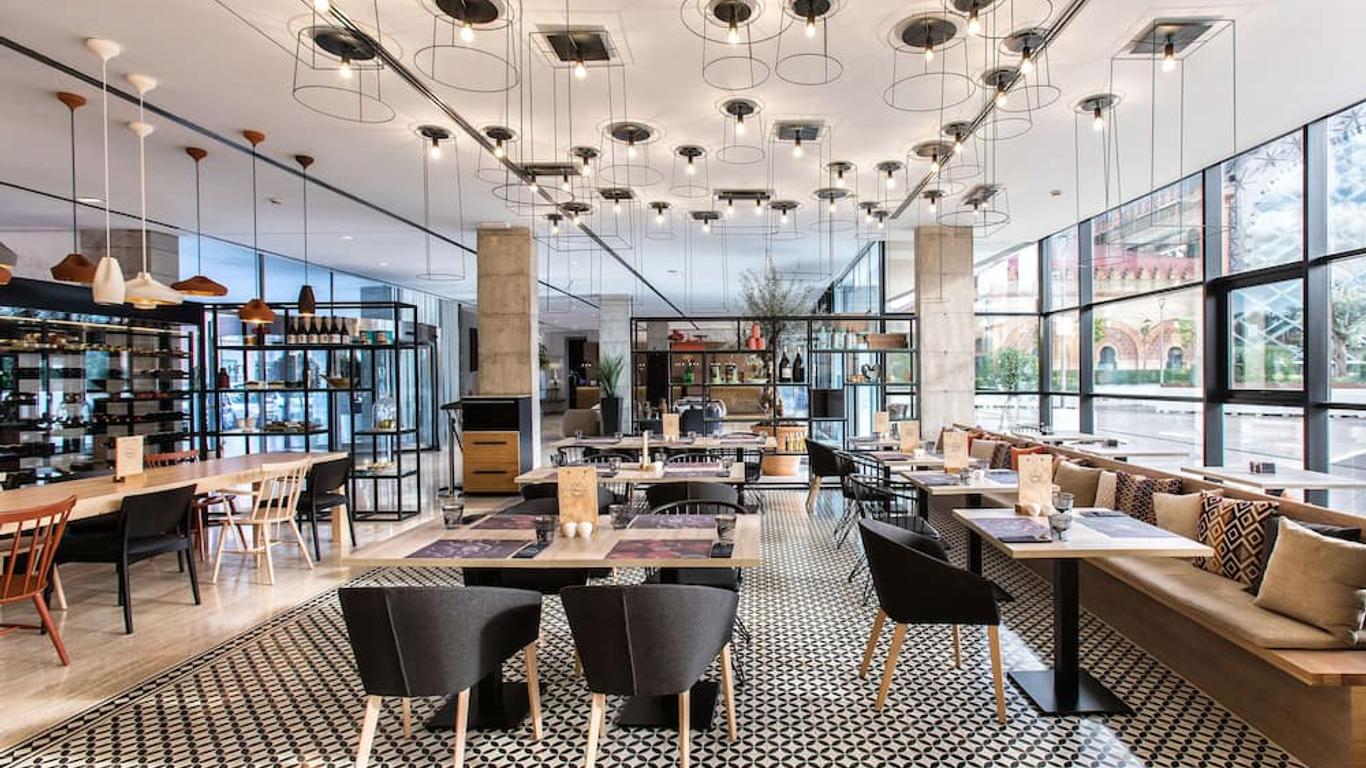 إن إتش سيفيا بلاثا دي آرماس