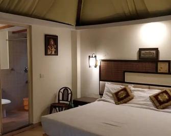 Bay Leaf Ayurveda Spa and Resort - Visakhapatnam - Bedroom