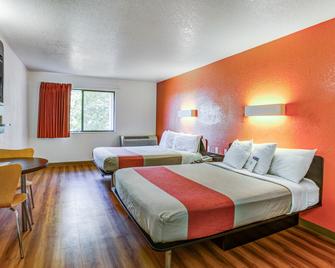 Motel 6 Portland Tigard West - Tigard - Bedroom