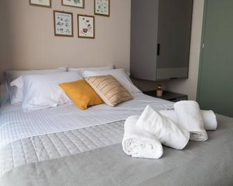 Nyx Guesthouse - Trípoli - Спальня