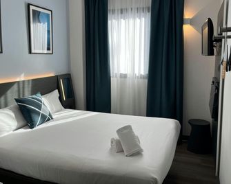 Flex Malaga City Center - Málaga - Habitación