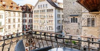 Altstadt Hotel Magic Luzern - Lucerna - Balcón