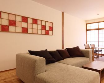 Ikaho Onsen Yokotekan - Shibukawa - Living room