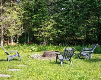 Access to Lake Memphremagog - Spa - Sauna - Magog - Patio