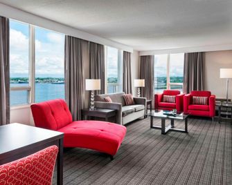 Delta Hotels by Marriott Sault Ste. Marie Waterfront - Sault Ste Marie - סלון