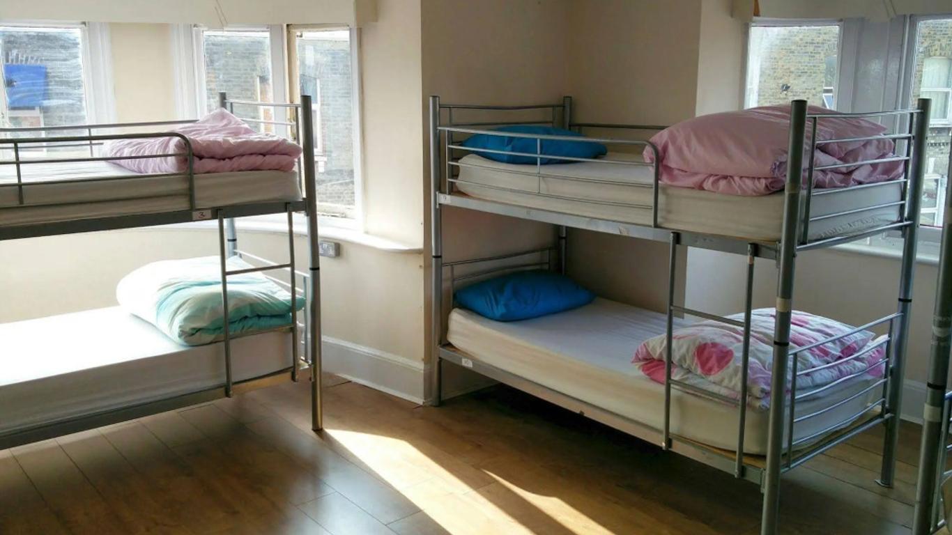 Hootananny Hostel