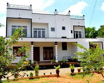 Reliance Resort - Anurādhapura - Edificio