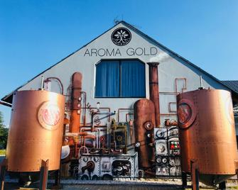 Aroma Gold - Dobsin - Building