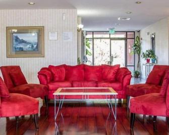 Pacific Coast Inn - Watsonville - Lounge