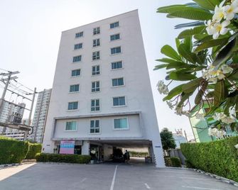 Collection O Siam Privi Hotel - Bangkok - Building