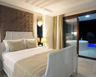 Cunda Say Resort - Ayvalik - Bedroom