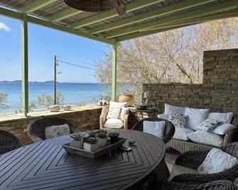 Beachfront House Kipri - Kypri - Patio