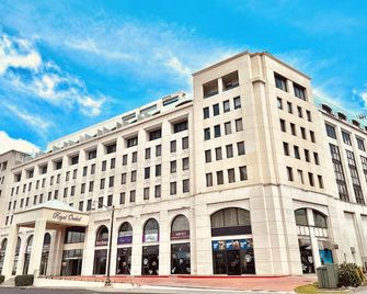 Royal Orchid Hotel Guam - טאמונינג - בניין