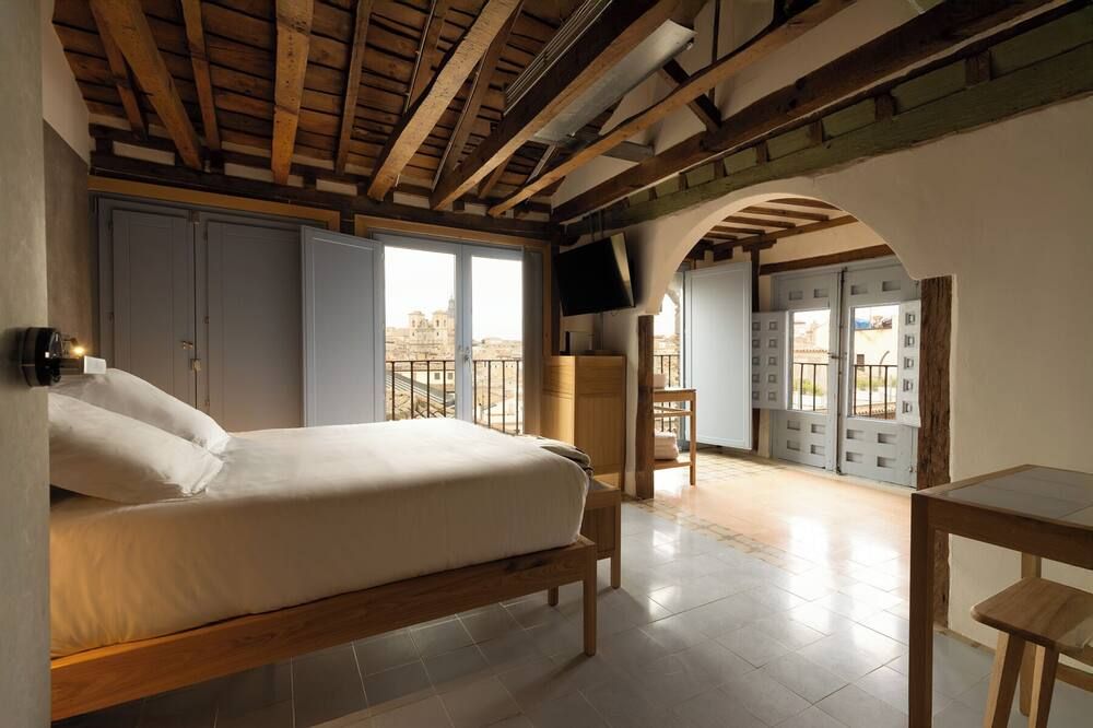 هوتل كارلوس الخامس - طليطلة - غرفة نوم