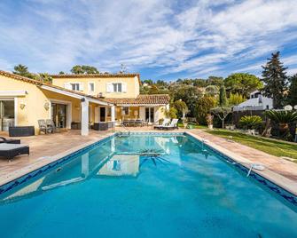 Luxurious Retreat In Private Mougins Res - Mougins - Bazén