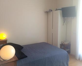 Barcelona City Apartment - Barcelone - Chambre