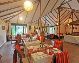 Gorilla Safari Lodge - Bugambira - Restaurant