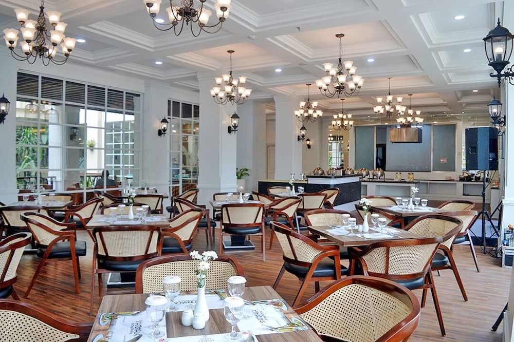 كافينتون هوتل ماليوبورو يوغياكارتا باي تريتاما هوسبيتاليتي - يوغياخيرتا - مطعم