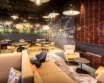Novotel Poznan Centrum - Poznan - Lounge