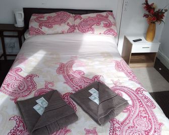 Myroomz Seaview Hotel - Blackpool - Slaapkamer