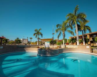 Hotel Colonial Hermosillo - ארמוסיו - בריכה