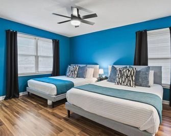 Lively Escape - Central, Pool Table, Walkable Area - Nashville - Bedroom