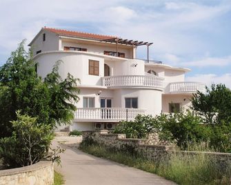 One bedroom apartment with terrace Jezera, Murter (A-5120-e) - Tisno - Building