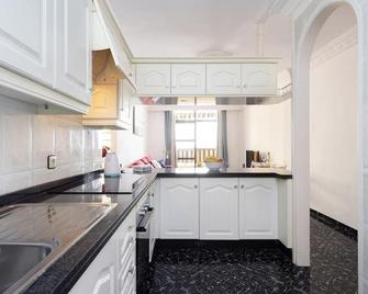 Home2Book Percy Apartment El Médano Beach - El Médano - Kuchnia