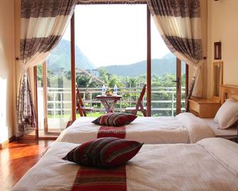 Mai Chau Valley View Hotel - Mai Chau - Camera da letto