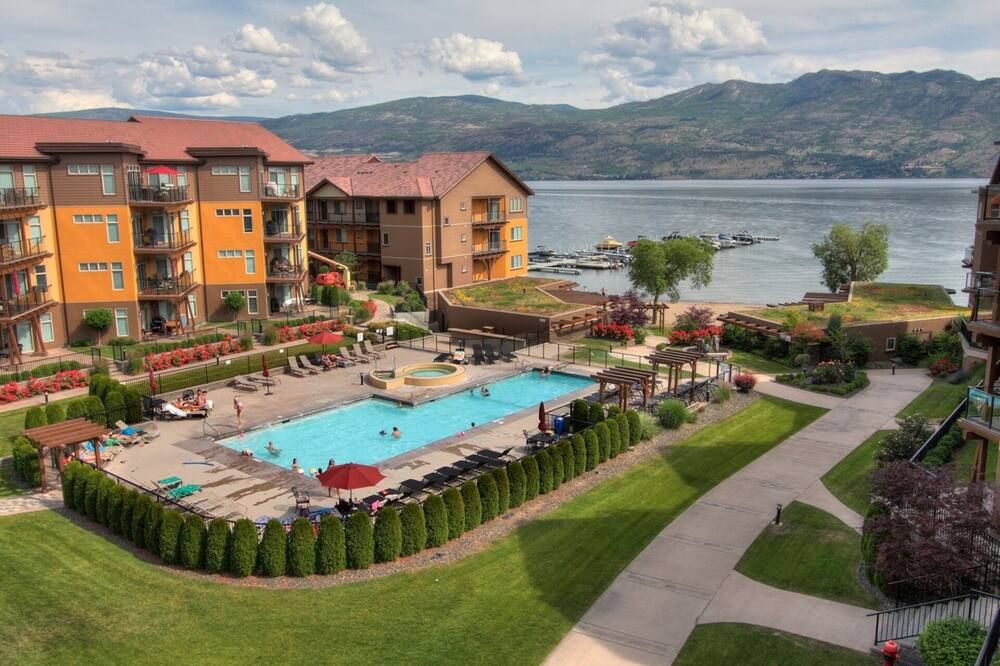 Barona Beach Lakefront Condo - West Kelowna - Pool