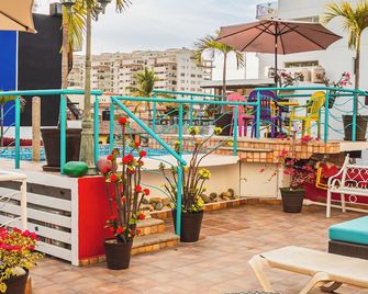 La Iguana Vallarta Lgbt Adults Only - Romantic Zone - Party Clubbing Street - Puerto Vallarta