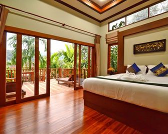 Chalong Chalet Resort - Rawai - Ložnice