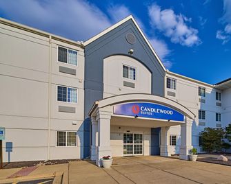 Candlewood Suites Peoria at Grand Prairie - Peoria - Bygning