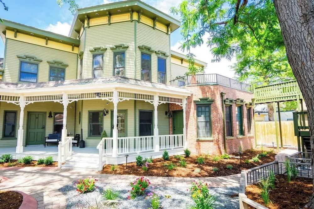 The Curtis Park Club - דנבר - בניין