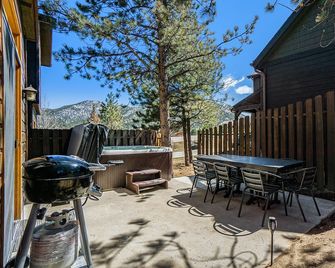 Estes Park Luxury Family Retreat - Estes Park