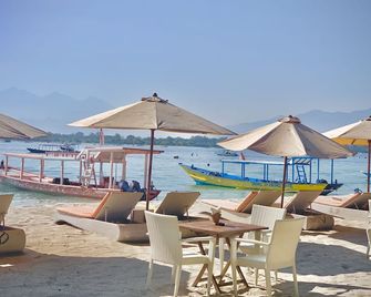 The Gili Beach Resort - Pemenang - Spiaggia