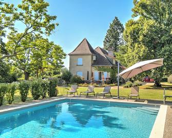 Le Puy Bellevue - Ribérac - Pool