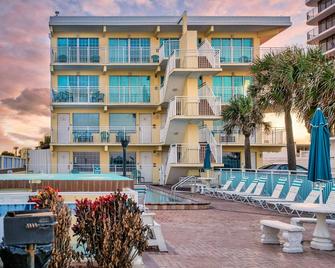 Sea Shells Beach Club - Daytona Beach - Building