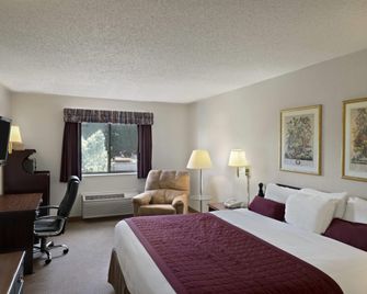 Baymont by Wyndham Whitewater - Whitewater - Bedroom