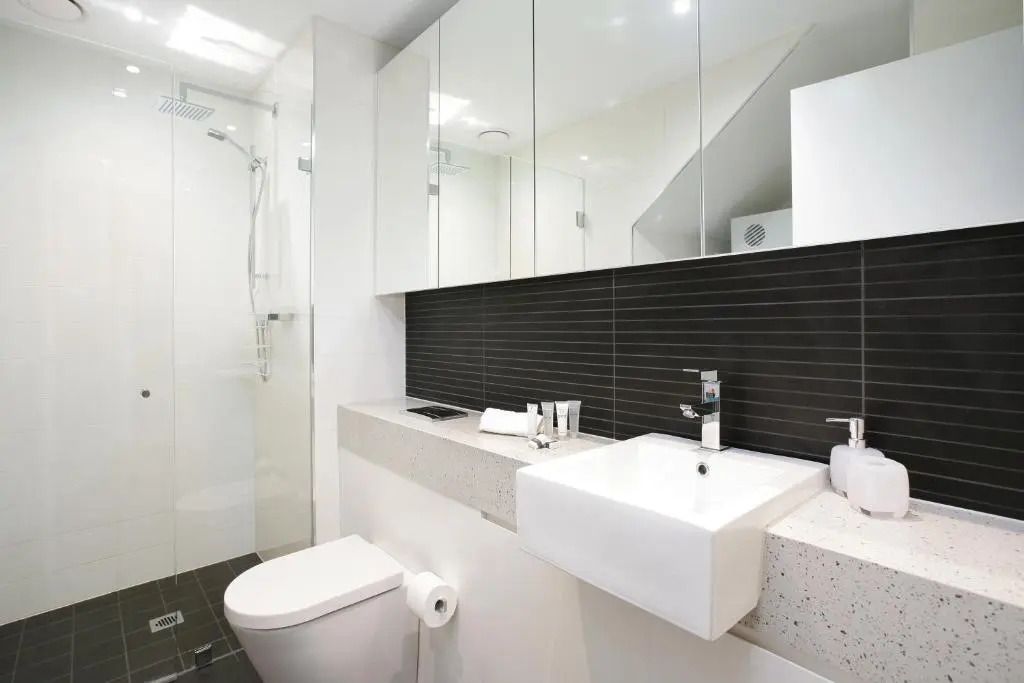New York on Riley - Split-Level Executive 2BR Darlinghurst Apartment with a New York Feel - Sydney - Bad