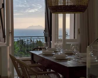 Casa Ilios Vista Mare e Montagna - Borgo Stays - Sperlonga - Dining room