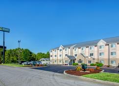 Quality Inn & Suites - Bristol - Bâtiment